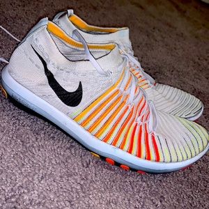 Nike free sneakers